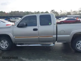 2003 Chevrolet Silverado 1500 LS with VIN 1GCEK19T03E241504, listed as a IAAI auction lot 41841769 with 267,460 mi miles. Bid and sale history available at carsss.com. Image 14.