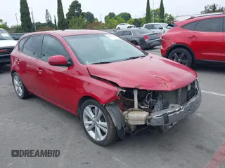 2013 Kia Forte SX с VIN KNAFW5A36D5658880, выставлен на аукционе IAAI как лот 42432259 с пробегом 176 721 миль миль и . История ставок и продаж доступна на DreamBid. Изображение 1.