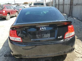 2012 Scion tC z VIN JTKJF5C79C3044194, wystawiony jako Copart lot #59359825 z przebiegiem 158 495 mil mil oraz Szkody całkowita. Historia ofert i sprzedaży dostępna na DreamBid. Obrazek 6.