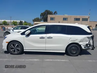 2018 Honda Odyssey Elite with VIN 5FNRL6H92JB005420, listed as a IAAI auction lot 42193696 with 78,623 mi miles and . Bid and sale history available at DreamBid. Image 15.