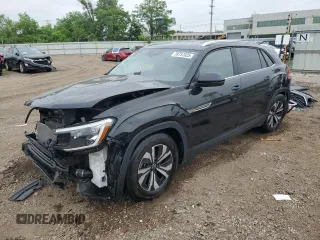 2024 Volkswagen Atlas SE with VIN 1V2LE2CA7RC209504, listed as a Copart auction lot 59757025 with 26,334 mi miles and Salvage title. Bid and sale history available at DreamBid. Image 1.