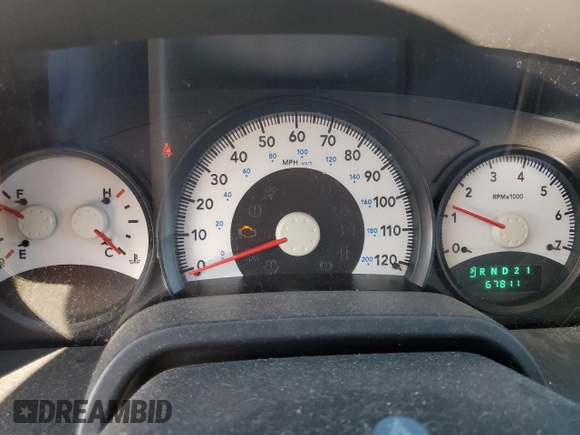 2008 Dodge Dakota with VIN 1D7HW32K28S567124, listed as a Copart auction lot 85261464 with 67,811 mi miles and Clean title. Bid and sale history available at DreamBid. Image 9.