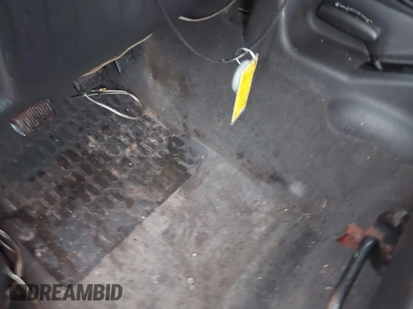 2000 Jeep Wrangler SE с VIN 1J4FA29P2YP778588, выставлен на аукционе IAAI как лот 41407892 с пробегом 126 372 миль миль и . История ставок и продаж доступна на DreamBid. Изображение 11.
