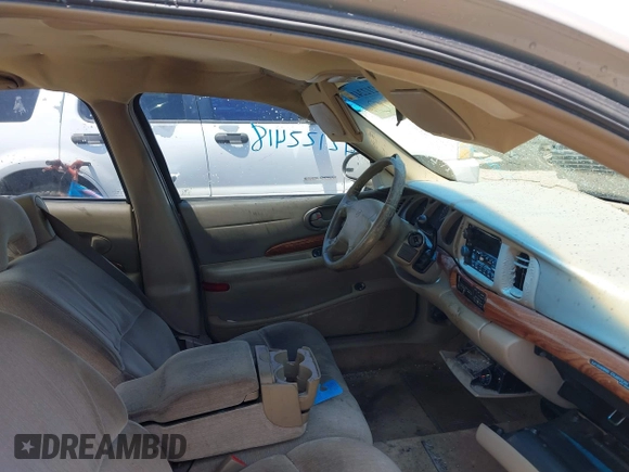 2000 Buick LeSabre Custom with VIN 1G4HP54K0Y4118122, listed as a IAAI auction lot 42122418 with 387,922 mi miles and . Bid and sale history available at carsss.com. Image 5.