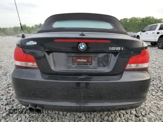 2011 BMW 1 Series 128i с VIN WBAUN1C58BVH82487, выставлен на аукционе Copart как лот 54295625 с пробегом 60 879 миль миль и Списание • Salvage title. История ставок и продаж доступна на DreamBid. Изображение 6.