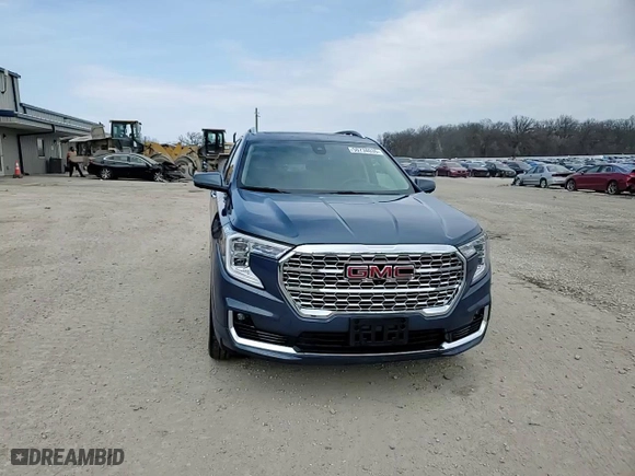 2024 GMC Terrain Denali with VIN 3GKALXEG2RL118985, listed as a Copart auction lot 50734035 with 23,809 mi miles and Salvage Title. Bid and sale history available at carsss.com. Image 14.