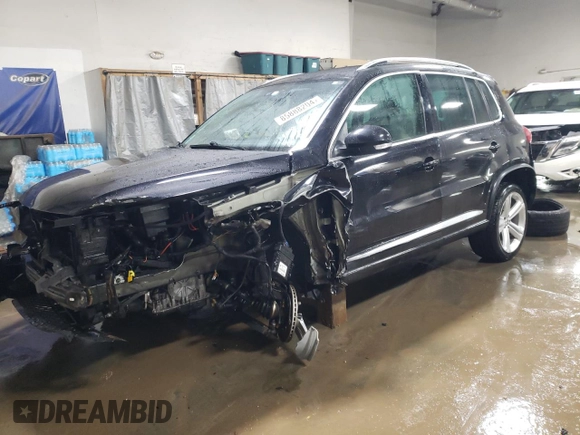 2016 Volkswagen Tiguan R-Line with VIN WVGBV7AX8GW609256, listed as a Copart auction lot 85888204 with 93,165 mi miles and Salvage Title. Bid and sale history available at DreamBid. Image 1.