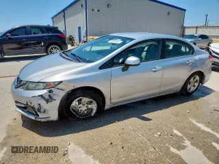 2013 Honda Civic LX z VIN 2HGFB2F54DH525584, wystawiony jako Copart lot #58266595 z przebiegiem 139 584 mil mil oraz Szkoda całkowita • Salvage title. Historia ofert i sprzedaży dostępna na DreamBid. Obrazek 1.