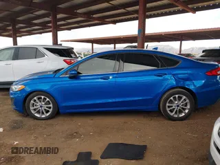 2020 Ford Fusion SE with VIN 3FA6P0HD3LR149333, listed as a IAAI auction lot 41773671 with 31,325 mi miles. Bid and sale history available at carsss.com. Image 14.