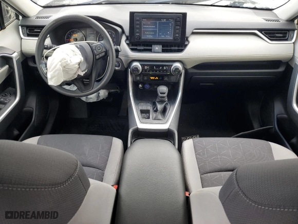 2019 Toyota RAV4 XLE with VIN JTMW1RFV4KD007950, listed as a Copart auction lot 44012885 with 33,600 mi miles and Salvage Title. Bid and sale history available at carsss.com. Image 8.