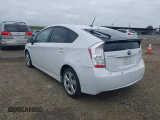 2010 Toyota Prius II with VIN JTDKN3DU5A0054601, listed as a IAAI auction lot 41670677 with 117,321 mi miles. Bid and sale history available at carsss.com. Image 3.