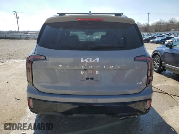 2024 Kia Telluride EX with VIN 5XYP3DGC1RG432472, listed as a Copart auction lot 46633495 with 16,385 mi miles and Salvage Title. Bid and sale history available at carsss.com. Image 6.