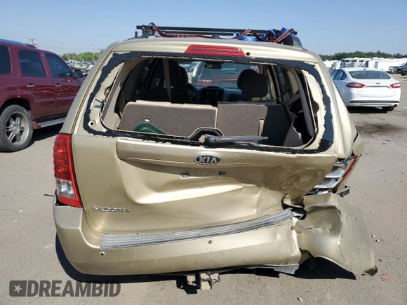 2011 Kia Sedona LX with VIN KNDMG4C71B6393083, listed as a Copart auction lot 63269004 with 136,601 mi miles and Salvage Title. Bid and sale history available at carsss.com. Image 6.