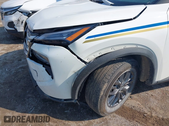 2025 Nissan Rogue S z VIN 5N1BT3AB4SC777425, wystawiony jako IAAI lot #41960932 z przebiegiem 14 073 mil mil oraz . Historia ofert i sprzedaży dostępna na DreamBid. Obrazek 6.