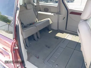 2007 Chrysler Town & Country Touring with VIN 2A4GP54L57R185569, listed as a IAAI auction lot 42152729 with 157,822 mi miles and . Bid and sale history available at DreamBid. Image 8.
