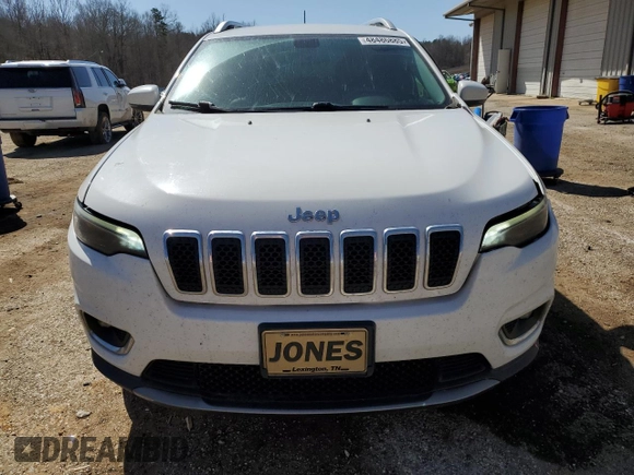 2019 Jeep Cherokee Limited with VIN 1C4PJMDX0KD126347, listed as a Copart auction lot 48486885 with 111,061 mi miles and Salvage title. Bid and sale history available at DreamBid. Image 5.