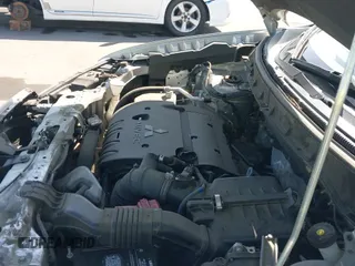 2019 Mitsubishi Outlander SE z VIN JA4AP4AU3KU021343, wystawiony jako IAAI lot #42496332 z przebiegiem 59 566 mil mil oraz . Historia ofert i sprzedaży dostępna na DreamBid. Obrazek 21.
