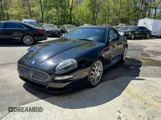 2006 Maserati GranSport z VIN ZAMEB18A660026402, wystawiony jako Copart lot #59460585 z przebiegiem 56 515 mil mil oraz Czysty tytuł • Clean title. Historia ofert i sprzedaży dostępna na DreamBid. Obrazek 2.