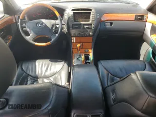 2002 Lexus LS 430 with VIN JTHBN30F820075725, listed as a Copart auction lot 48527905 with 131,832 mi miles and Salvage Title. Bid and sale history available at DreamBid. Image 8.