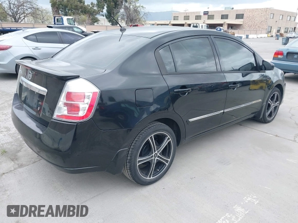 2011 Nissan Sentra SR with VIN 3N1AB6AP0BL608820, listed as a IAAI auction lot 41903569 with 152,042 mi miles and . Bid and sale history available at DreamBid. Image 4.