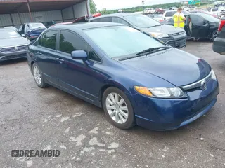 2008 Honda Civic LX z VIN 1HGFA16538L082222, wystawiony jako IAAI lot #42184194 z przebiegiem 157 580 mil mil oraz . Historia ofert i sprzedaży dostępna na DreamBid. Obrazek 1.