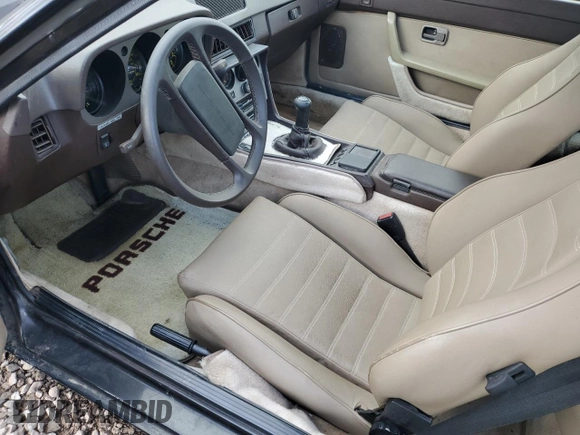 1983 Porsche 944 with VIN WP0AA0943DN454078, listed as a Copart auction lot 55662365 with 68,115 mi miles and Salvage Title. Bid and sale history available at carsss.com. Image 7.