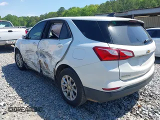 2020 Chevrolet Equinox LS z VIN 3GNAXHEV6LS683703, wystawiony jako IAAI lot #42009803 z przebiegiem 111 056 mil mil oraz . Historia ofert i sprzedaży dostępna na DreamBid. Obrazek 3.