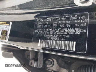 2023 Hyundai Venue SE with VIN KMHRB8A37PU237978, listed as a IAAI auction lot 41814075 with 22,489 mi miles and . Bid and sale history available at DreamBid. Image 9.
