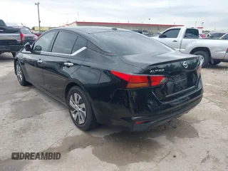 2019 Nissan Altima S with VIN 1N4BL4BV1KC144678, listed as a IAAI auction lot 42101538 with 181,101 mi miles and . Bid and sale history available at carsss.com. Image 3.