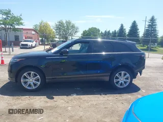 2019 Land Rover Range Rover Velar S z VIN SALYB2EXXKA215597, wystawiony jako IAAI lot #42577983 z przebiegiem 84 006 mil mil oraz . Historia ofert i sprzedaży dostępna na DreamBid. Obrazek 14.