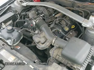 2013 Ford Mustang V6 с VIN 1ZVBP8EM0D5280829, выставлен на аукционе IAAI как лот 41913434 с пробегом 214 404 миль миль и . История ставок и продаж доступна на DreamBid. Изображение 19.