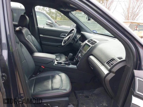 2017 Ford Explorer Sport z VIN 1FM5K8GT3HGD85809, wystawiony jako IAAI lot #41562470 z przebiegiem 80 484 mil mil oraz . Historia ofert i sprzedaży dostępna na DreamBid. Obrazek 5.
