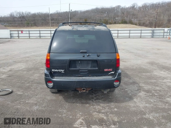 2004 GMC Envoy SLT с VIN 1GKET16S646158071, выставлен на аукционе IAAI как лот 41827351 с пробегом 215 885 миль миль и . История ставок и продаж доступна на DreamBid. Изображение 16.