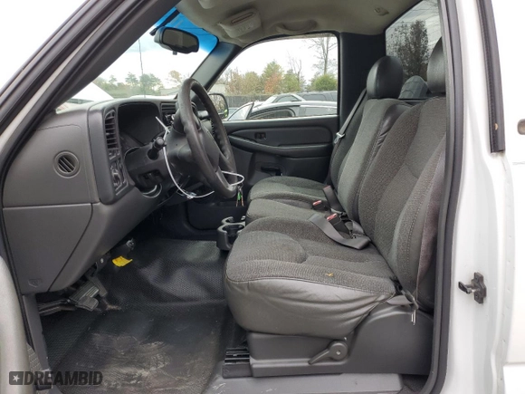 2003 Chevrolet Silverado 2500 Work Truck with VIN 1GCGC24U33Z347854, listed as a Copart auction lot 82144564 with 250,538 mi miles and Clean Title. Bid and sale history available at carsss.com. Image 7.