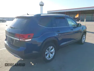 2019 Volkswagen Atlas SE z VIN 1V2WR2CA6KC564820, wystawiony jako IAAI lot #41807476 z przebiegiem 78 947 mil mil oraz . Historia ofert i sprzedaży dostępna na DreamBid. Obrazek 4.