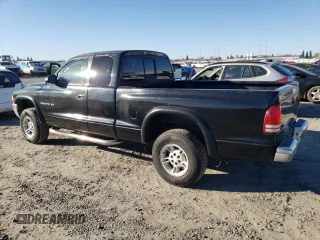 1997 Dodge Dakota with VIN 1B7GG23X0VS238232, listed as a Copart auction lot 88479195 with 171,702 mi miles and Clean Title. Bid and sale history available at carsss.com. Image 2.