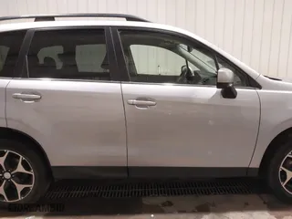 2016 Subaru Forester 2.0XT Premium with VIN JF2SJGDC4GH551225, listed as a IAAI auction lot 40831025 with 70,996 mi miles. Bid and sale history available at carsss.com. Image 14.