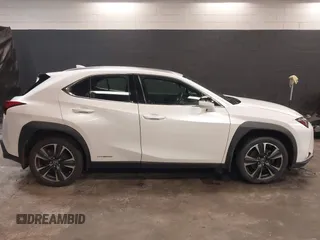 2021 Lexus UX 250h z VIN JTHP9JBH7M2051534, wystawiony jako IAAI lot #41624505 z przebiegiem 29 569 mil mil oraz . Historia ofert i sprzedaży dostępna na DreamBid. Obrazek 13.