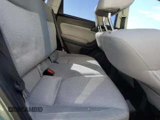 2017 Subaru Forester z VIN JF2SJAAC9HH403428, wystawiony jako Copart lot #62950194 z przebiegiem 109 163 mil mil oraz Szkoda całkowita • Salvage title. Historia ofert i sprzedaży dostępna na DreamBid. Obrazek 10.