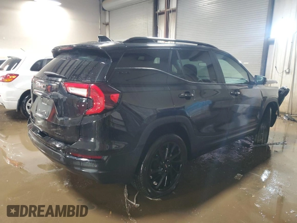 2024 GMC Terrain SLE with VIN 3GKALTEGXRL389530, listed as a Copart auction lot 49180525 with 5,271 mi miles and Salvage Title. Bid and sale history available at carsss.com. Image 3.