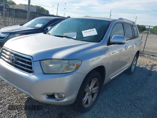 2010 Toyota Highlander Limited with VIN 5TDYK3EH2AS014056, listed as a IAAI auction lot 42639638 with 251,272 mi miles and . Bid and sale history available at DreamBid. Image 19.