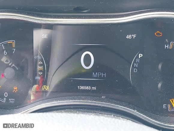 2018 Jeep Grand Cherokee Laredo E with VIN 1C4RJFAG1JC487082, listed as a IAAI auction lot 41663081 with 136,853 mi miles. Bid and sale history available at carsss.com. Image 7.