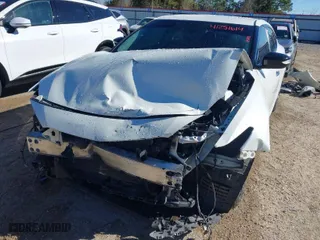 2017 Nissan Maxima Platinum with VIN 1N4AA6AP4HC412504, listed as a IAAI auction lot 41251614 with 150,007 mi miles. Bid and sale history available at carsss.com. Image 6.