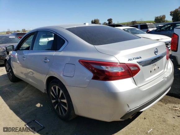 2018 Nissan Altima 2.5 SV with VIN 1N4AL3AP5JC196810, listed as a Copart auction lot 50107354 with 137,615 mi miles and Salvage Title. Bid and sale history available at carsss.com. Image 2.