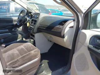 2016 Dodge Grand Caravan Canada Value Package with VIN 2C4RDGBG5GR359343, listed as a IAAI auction lot 41879392 with 108,033 mi miles. Bid and sale history available at carsss.com. Image 5.