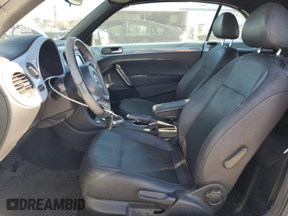 2013 Volkswagen Beetle 2.5L with VIN 3VW5P7AT9DM812173, listed as a Copart auction lot 78222574 with 153,702 mi miles and Salvage Title. Bid and sale history available at DreamBid. Image 7.