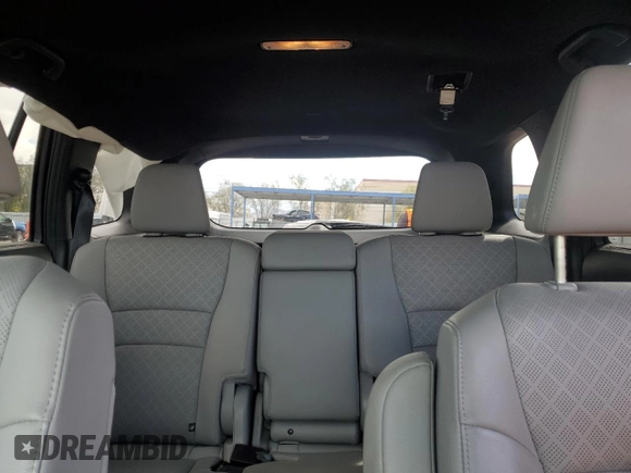 2020 Honda Passport Touring z VIN 5FNYF8H9XLB007336, wystawiony jako Copart lot #51012975 z przebiegiem 74 620 mil mil oraz Szkoda całkowita • Salvage title. Historia ofert i sprzedaży dostępna na DreamBid. Obrazek 10.