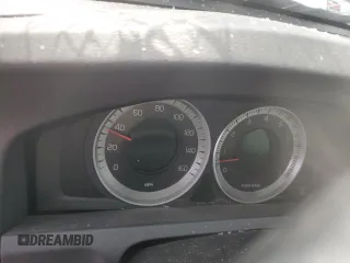 2012 Volvo S60 T5 z VIN YV1622FS5C2033829, wystawiony jako Copart lot #55128085 z przebiegiem Nie podano mil oraz Szkoda całkowita • Salvage title. Historia ofert i sprzedaży dostępna na DreamBid. Obrazek 9.