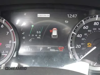 2024 Toyota Highlander LE z VIN 5TDKDRAH3RS543441, wystawiony jako IAAI lot #42429440 z przebiegiem 9 086 mil mil oraz . Historia ofert i sprzedaży dostępna na DreamBid. Obrazek 7.
