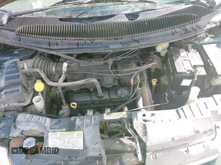 2005 Chrysler Town & Country Touring with VIN 2C4GP54L45R567806, listed as a IAAI auction lot 41902248 with 280,922 mi miles. Bid and sale history available at carsss.com. Image 10.